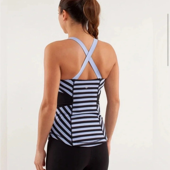 Lululemon Work it Out Tank In Sea Stripe Polar Haze Black/Lavender Size 8 - Picture 4 of 14